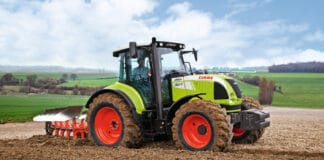 Jak prawidłowo dobrać części do ciągnika Claas? Model, numer seryjny i numer katalogowy